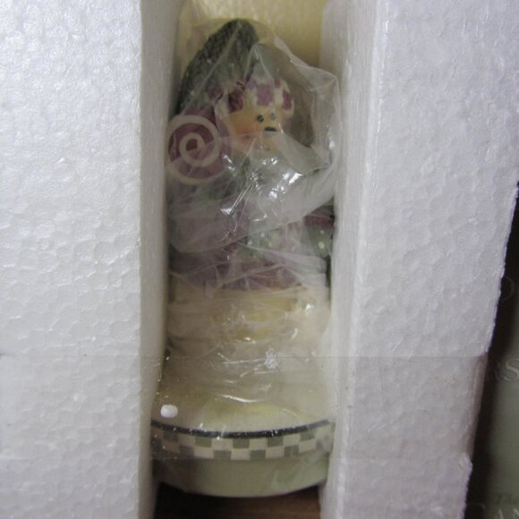 plum pudding candle topper snowman with lollipop NIB 2001 (W3496) - Picture 2 of 4